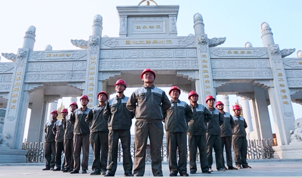 專業(yè)團(tuán)隊(duì)，提供技術(shù)服務(wù)